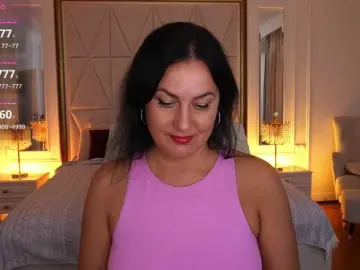 VelvetLuck  live sex cam