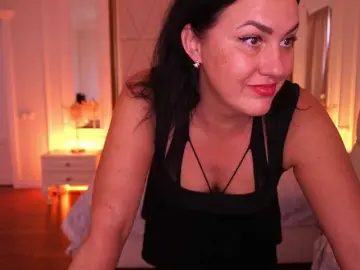VelvetLuck  live sex cam