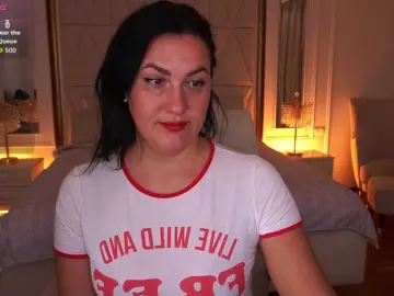 VelvetLuck  live sex cam