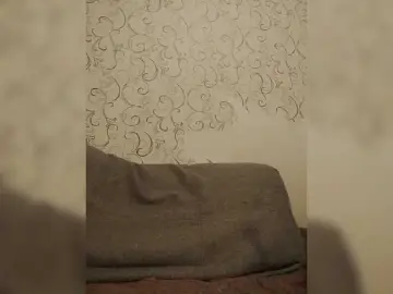 Sexsoska  live sex cam