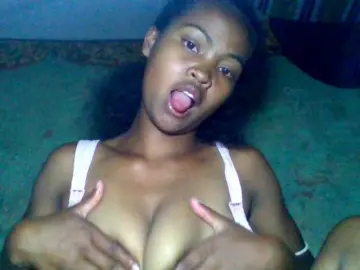 Allycha1  live sex cam