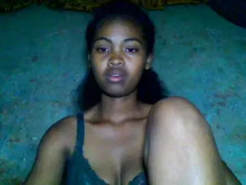 Allycha1  live sex cam