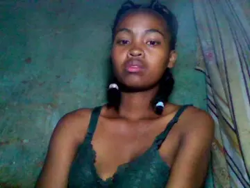 Allycha1  live sex cam
