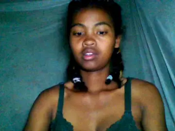 Allycha1  live sex cam