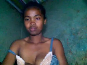 Allycha1  live sex cam