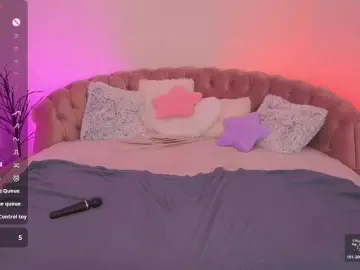 CarolinaDi  live sex cam