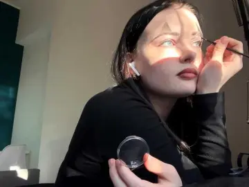 DaynaHosler  live sex cam