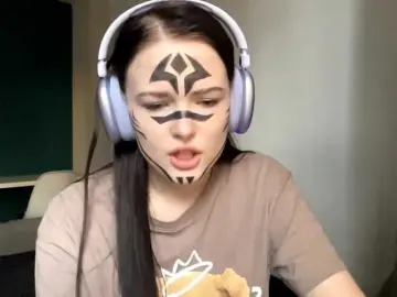 DaynaHosler  live sex cam