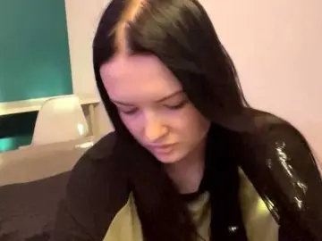 DaynaHosler  live sex cam