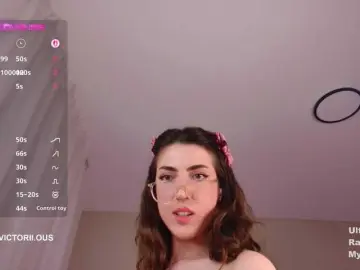 Mrs-Tory  live sex cam