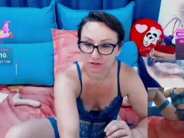 Nicolle49  live sex cam