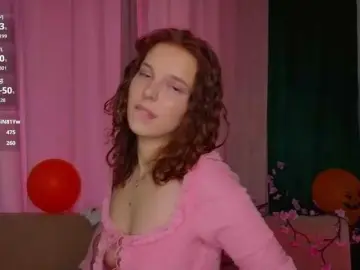 PollyHiller  live sex cam