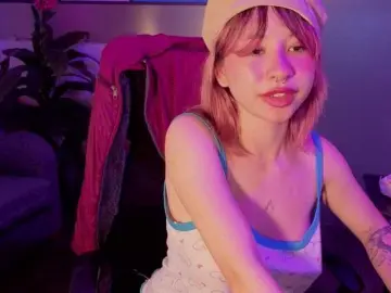 Kitty-Gang-  live sex cam