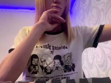 Linaloawot  live sex cam