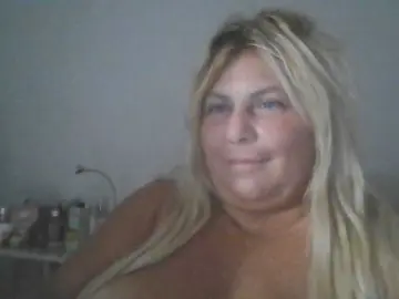 Sexydeby  live sex cam