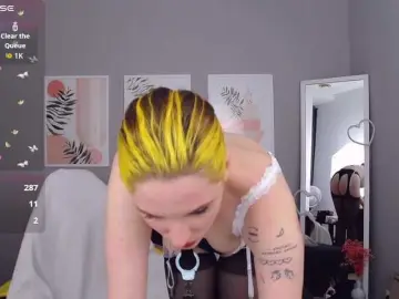 AdelRay  live sex cam