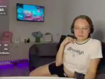 AmyYammy  live sex cam