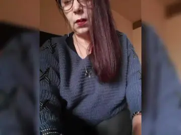 Cristinatina  live sex cam