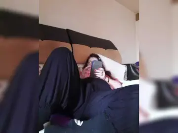 Cristinatina  live sex cam