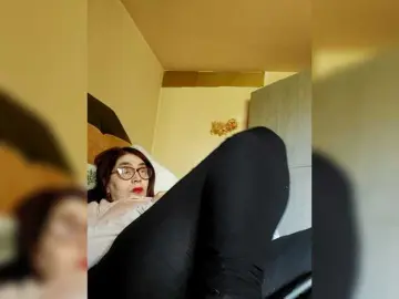 Cristinatina  live sex cam