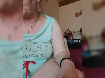 Cristinatina  live sex cam