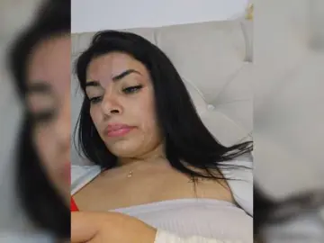 Estefani-R  live sex cam