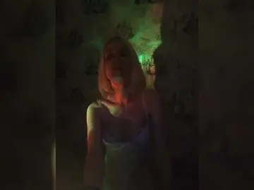 Melissac  live sex cam