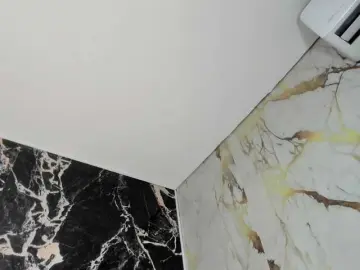 Charol23  live sex cam