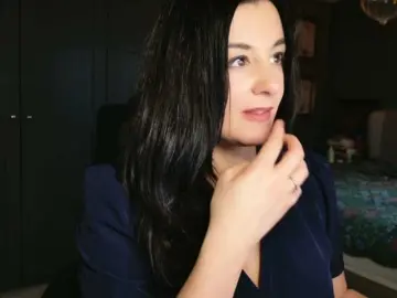 Magicinabox  live sex cam