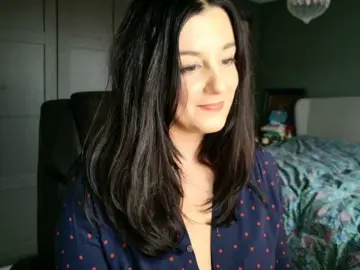 Magicinabox  live sex cam