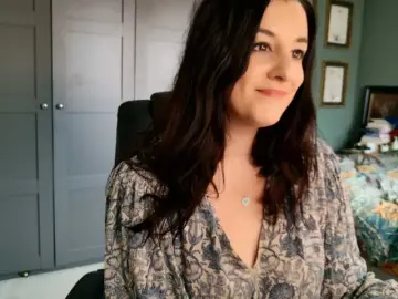 Magicinabox  live sex cam