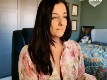 Magicinabox  live sex cam