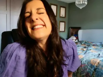 Magicinabox  live sex cam