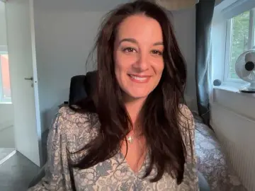 Magicinabox  live sex cam