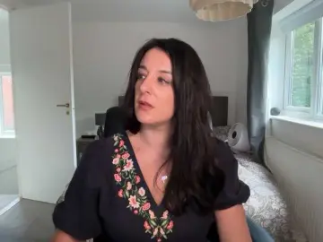 Magicinabox  live sex cam