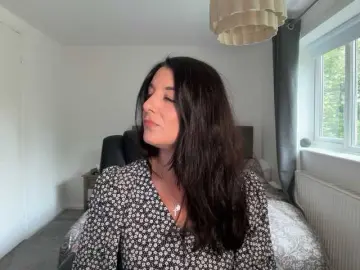 Magicinabox  live sex cam