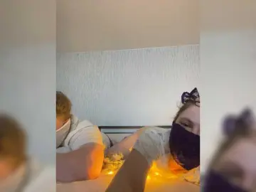 Yaratama  live sex cam