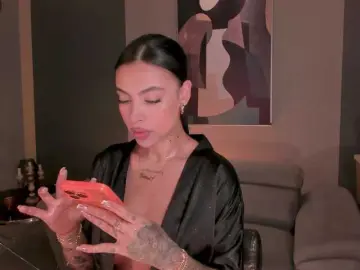 ChristineFord  live sex cam