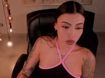 ChristineFord  live sex cam