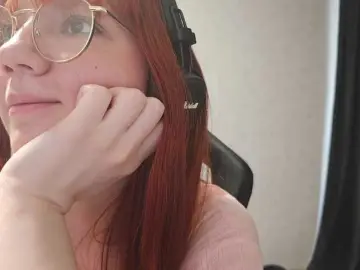 SesiliaNun  live sex cam