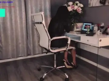 Beebeethai  live sex cam
