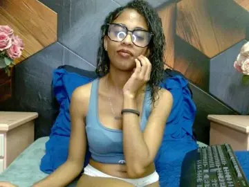 LilMisDiva  live sex cam