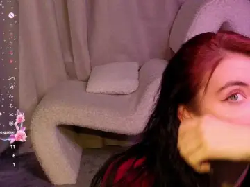 NicoleLuxe  live sex cam