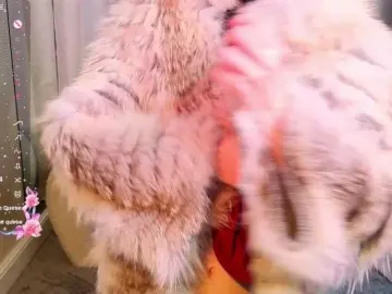 NicoleLuxe  live sex cam