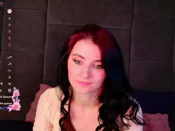 NicoleLuxe  live sex cam