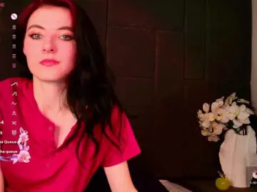 NicoleLuxe  live sex cam