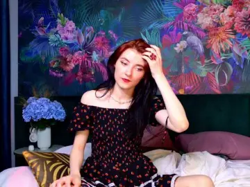 NicoleLuxe  live sex cam