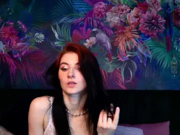 NicoleLuxe  live sex cam