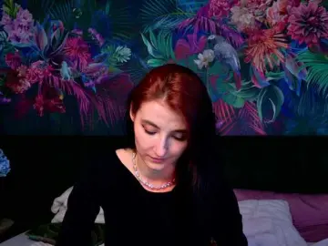 NicoleLuxe  live sex cam