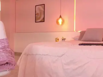 ShanellMoore  live sex cam